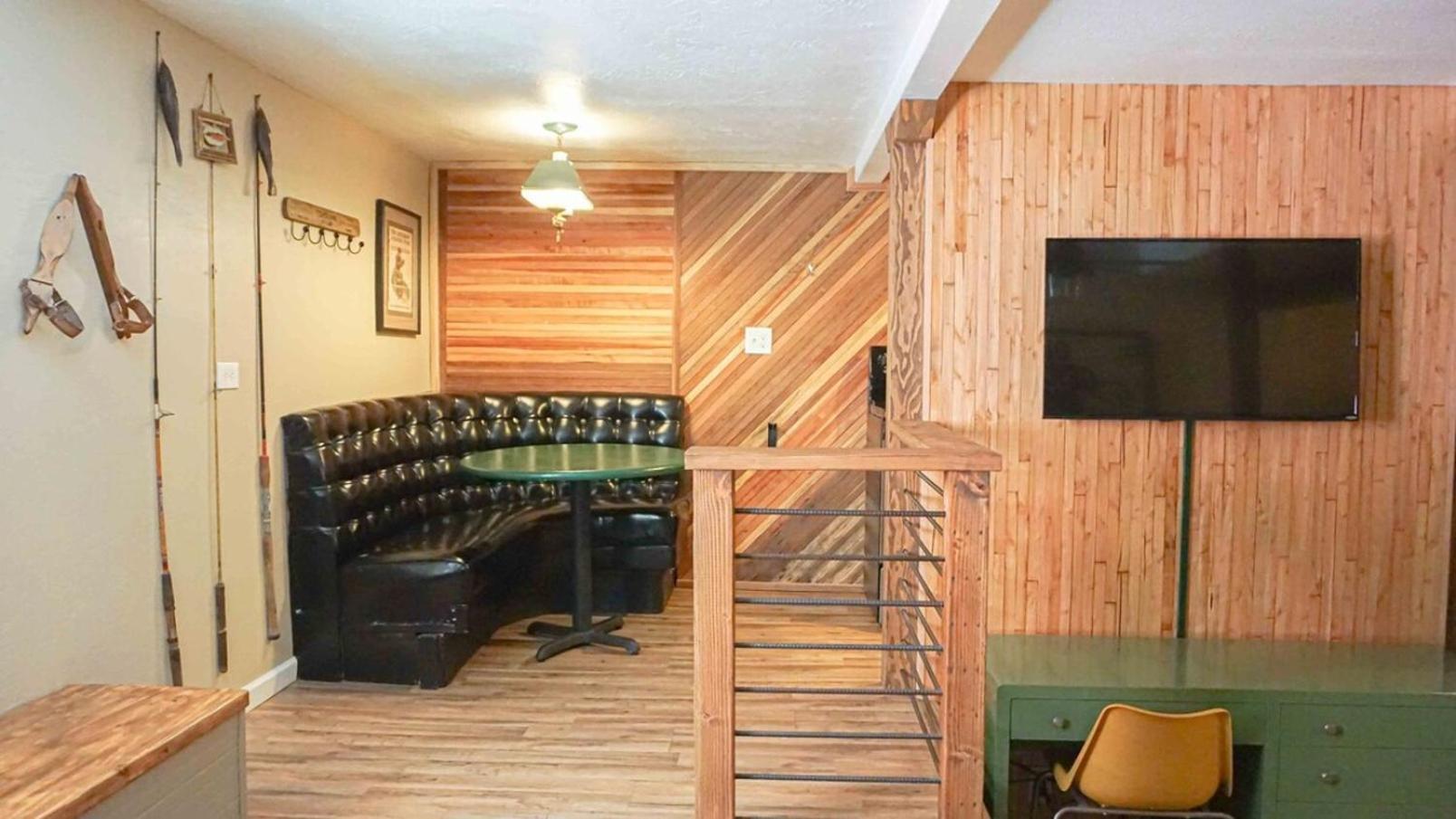 Miners Suite-Centrally Located In Shaver Lake Exterior photo