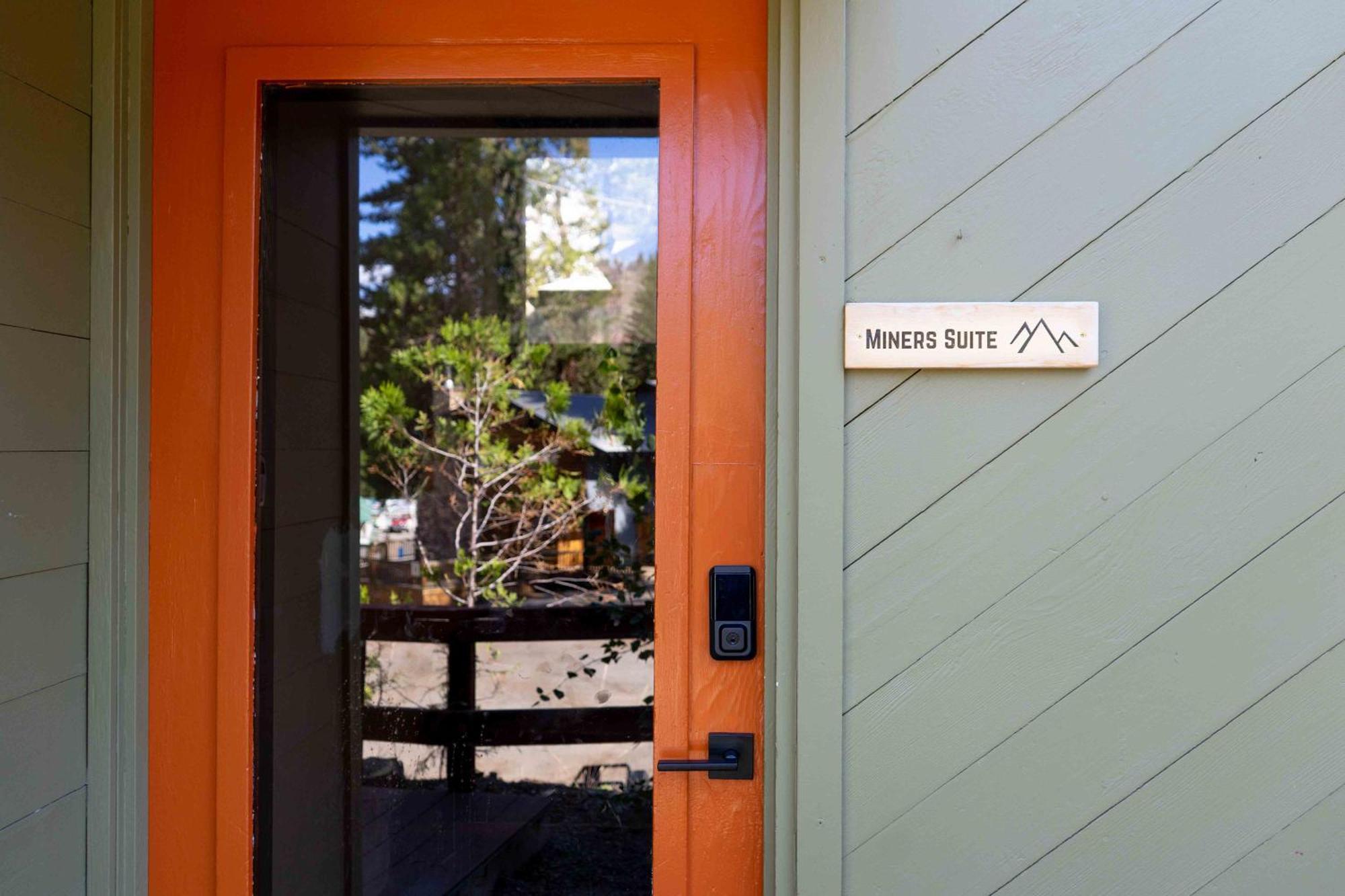 Miners Suite-Centrally Located In Shaver Lake Exterior photo